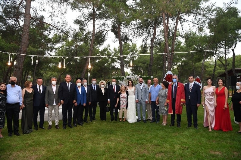 CHP’lileri buluşturan nikah!