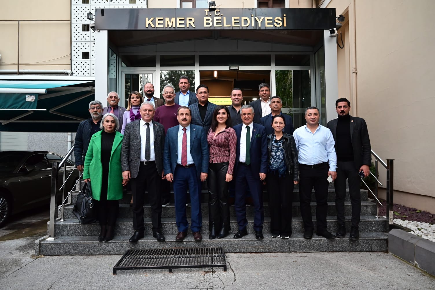 ALEVİLER’DEN TOPALOĞLU’NA ZİYARET