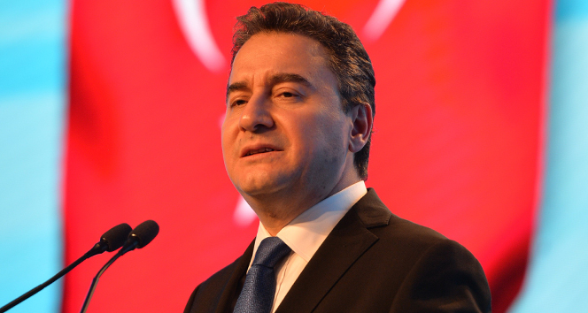 Ali Babacan: Taklitlerimizden sakının