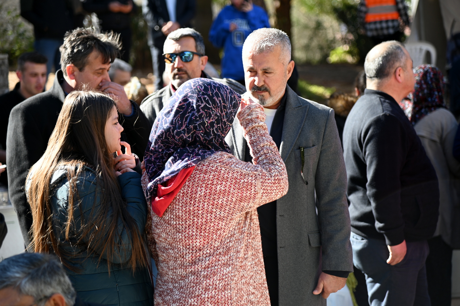 Manavgat Belediyesi depremzedelerin yanında