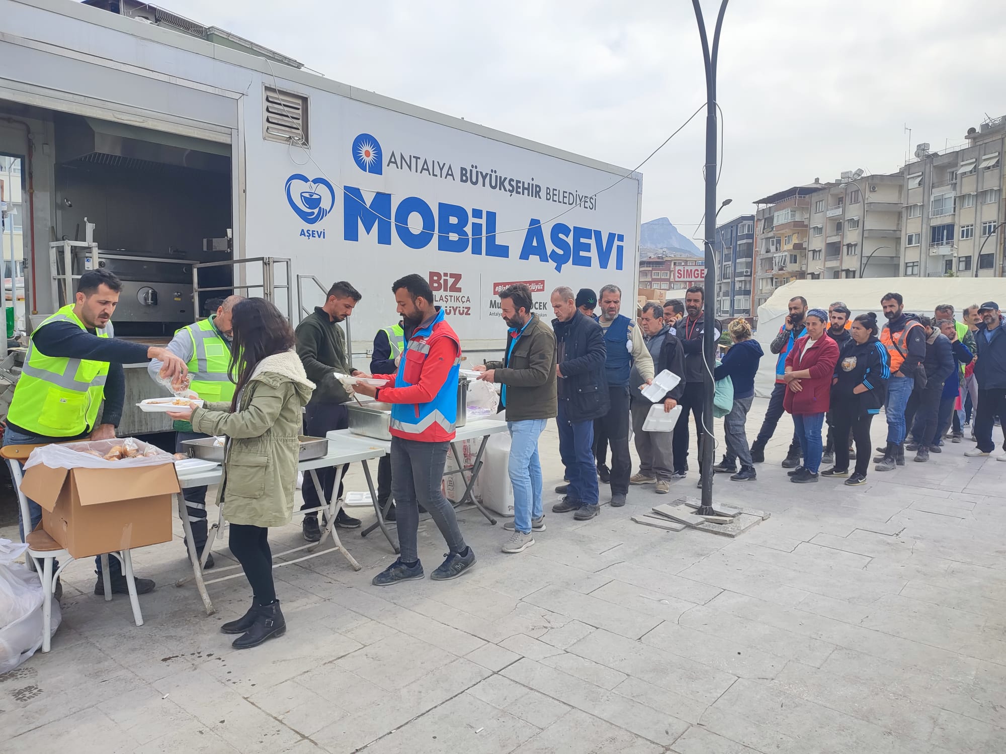 Büyükşehir Nurdağı ve İslahiye’de