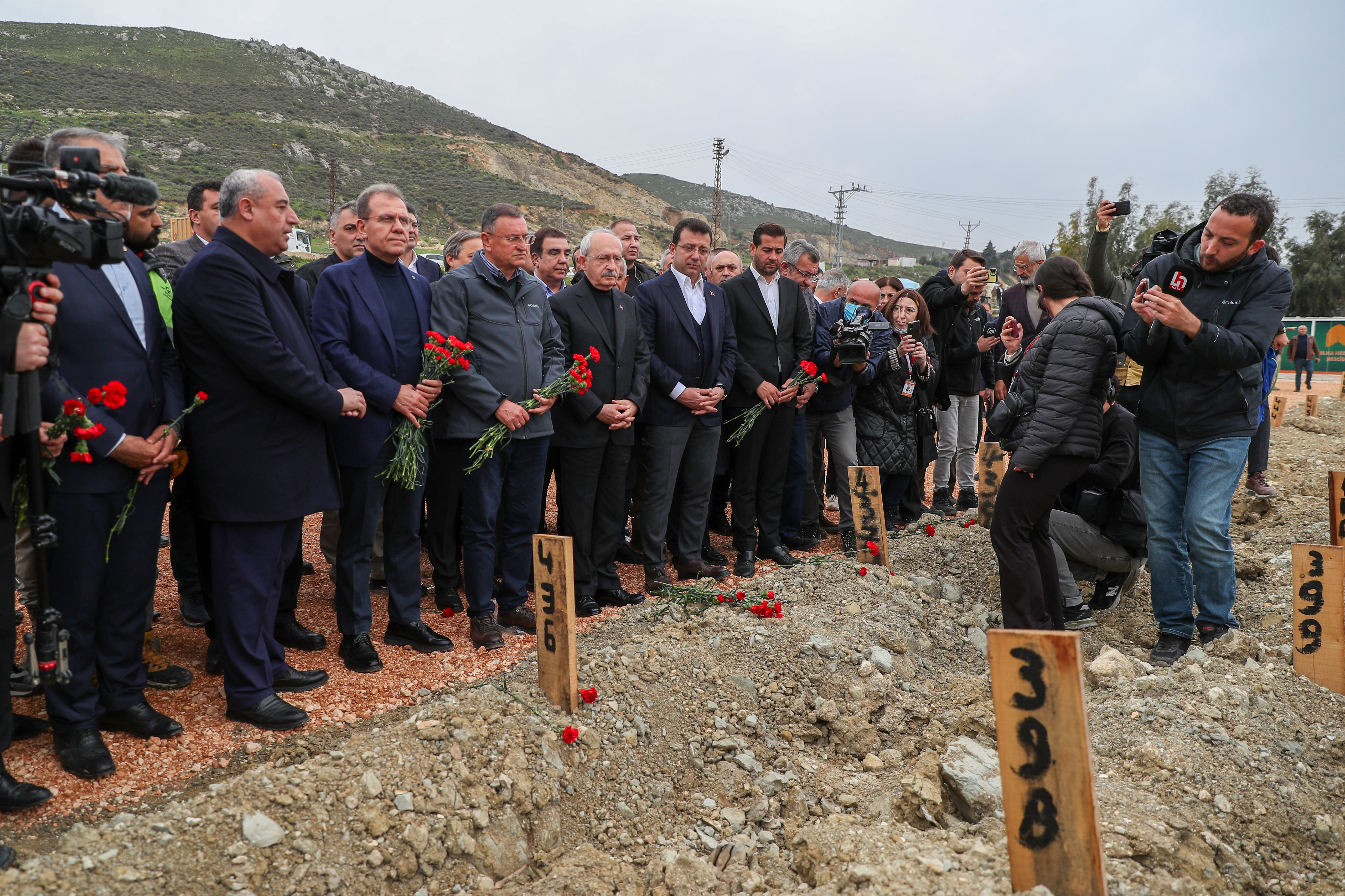 CHP Genel Başkanı ve Millet İttifakı Cumhurbaşkanı Adayı Kemal Kılıçdaroğlu Afet Bölgesi Hatay'da