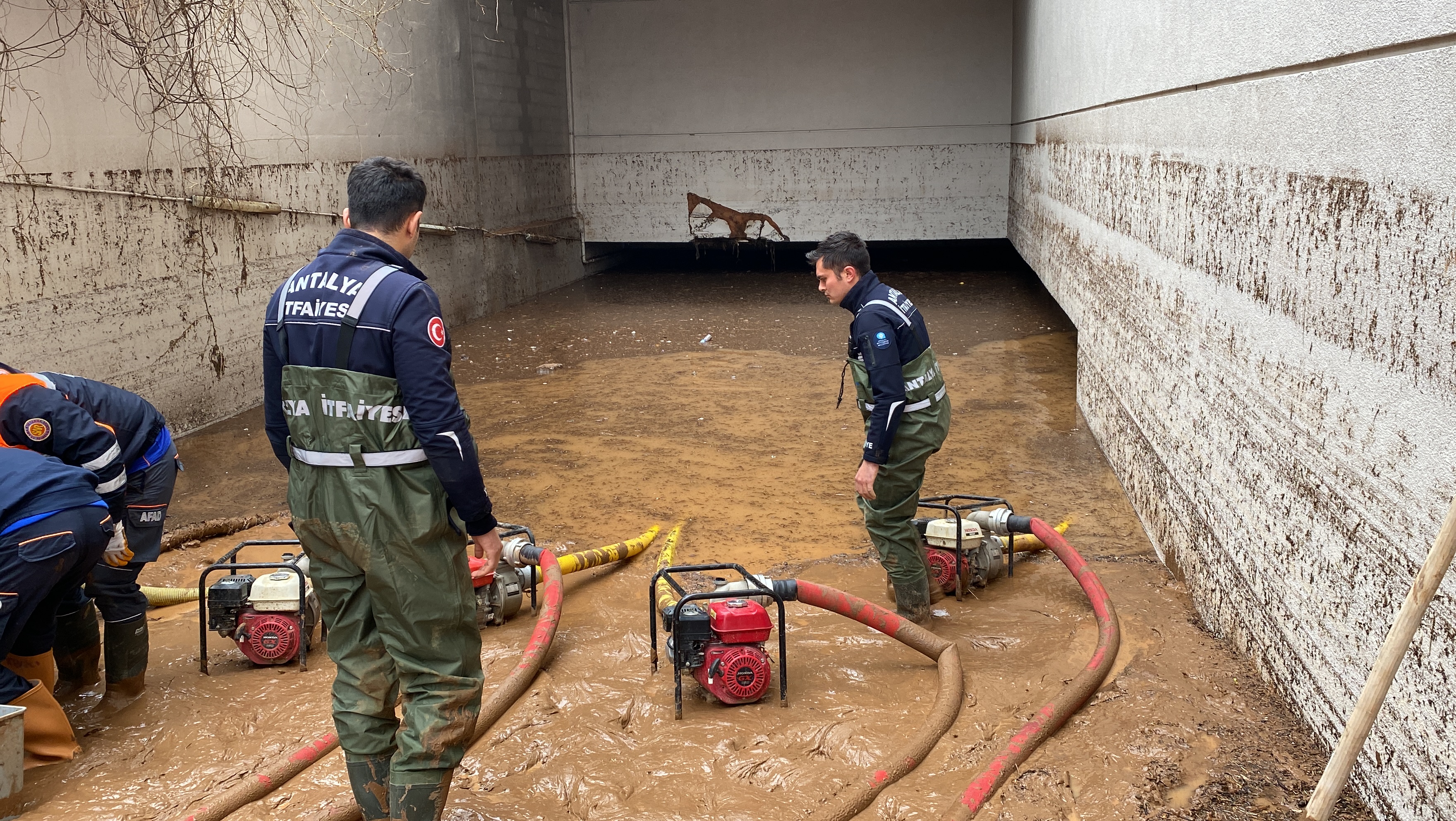 Büyükşehir Şanlıurfa’nın imdadına yetişti