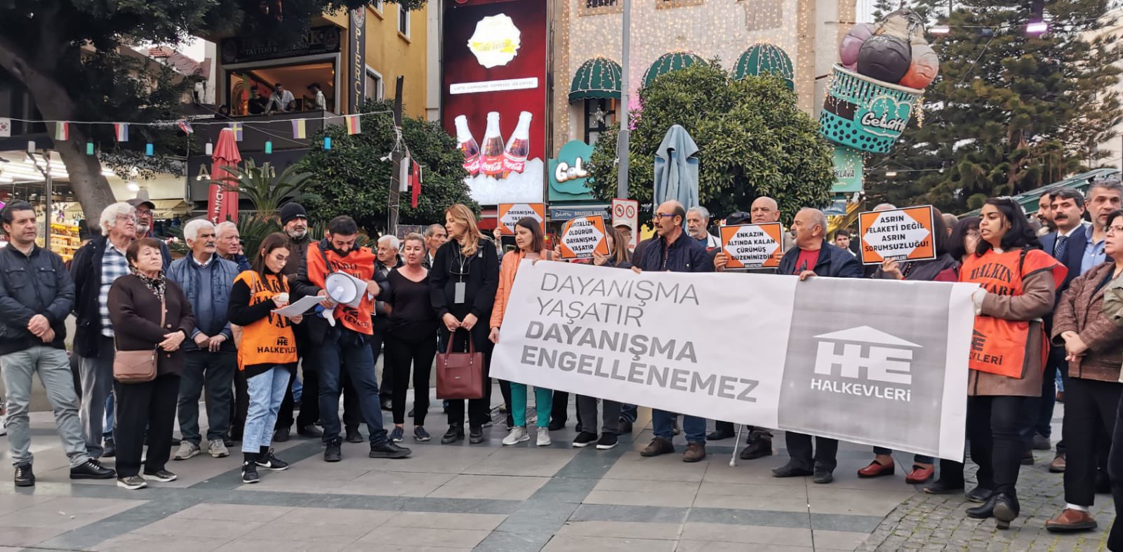 “Dayanışma yaşatır”