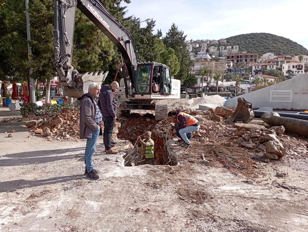 Yat Limanı kanalizasyon sorunu çözüldü