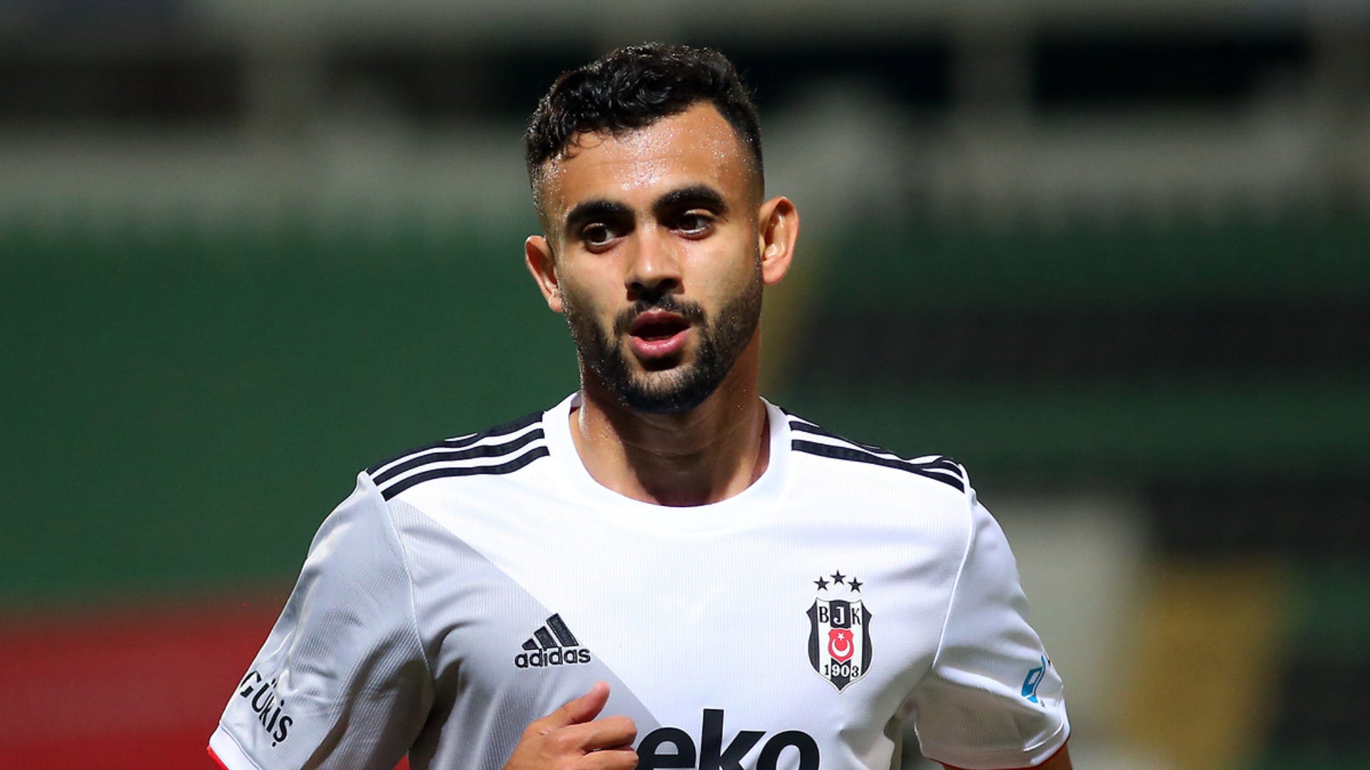 Rachid Ghezzal: "Derbide galibiyet dışında bir şey düşünmüyoruz"