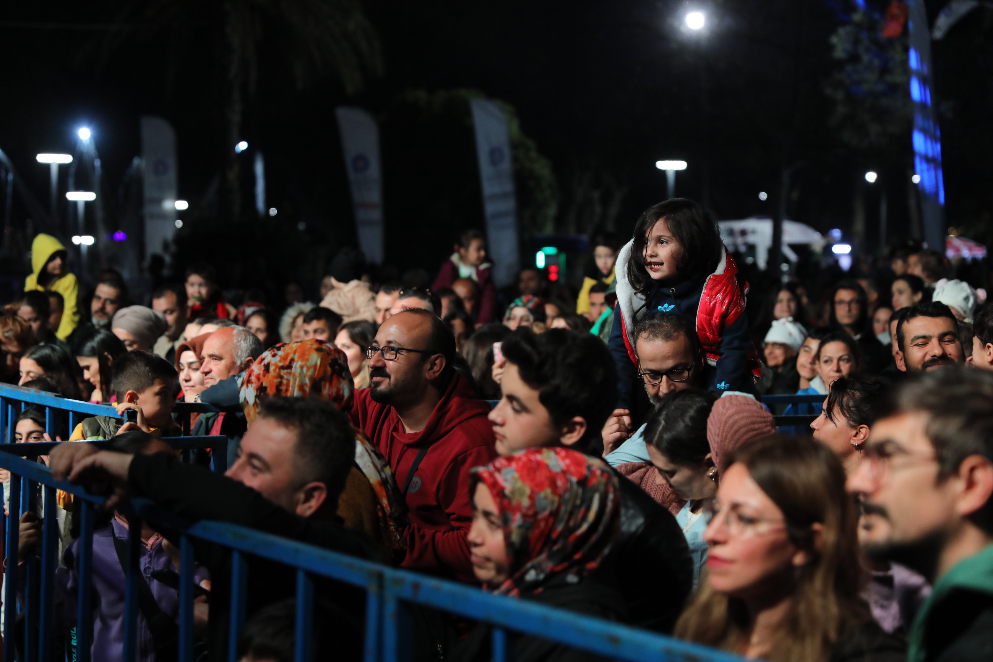 Büyükşehir’den çocuklara özel gösteri