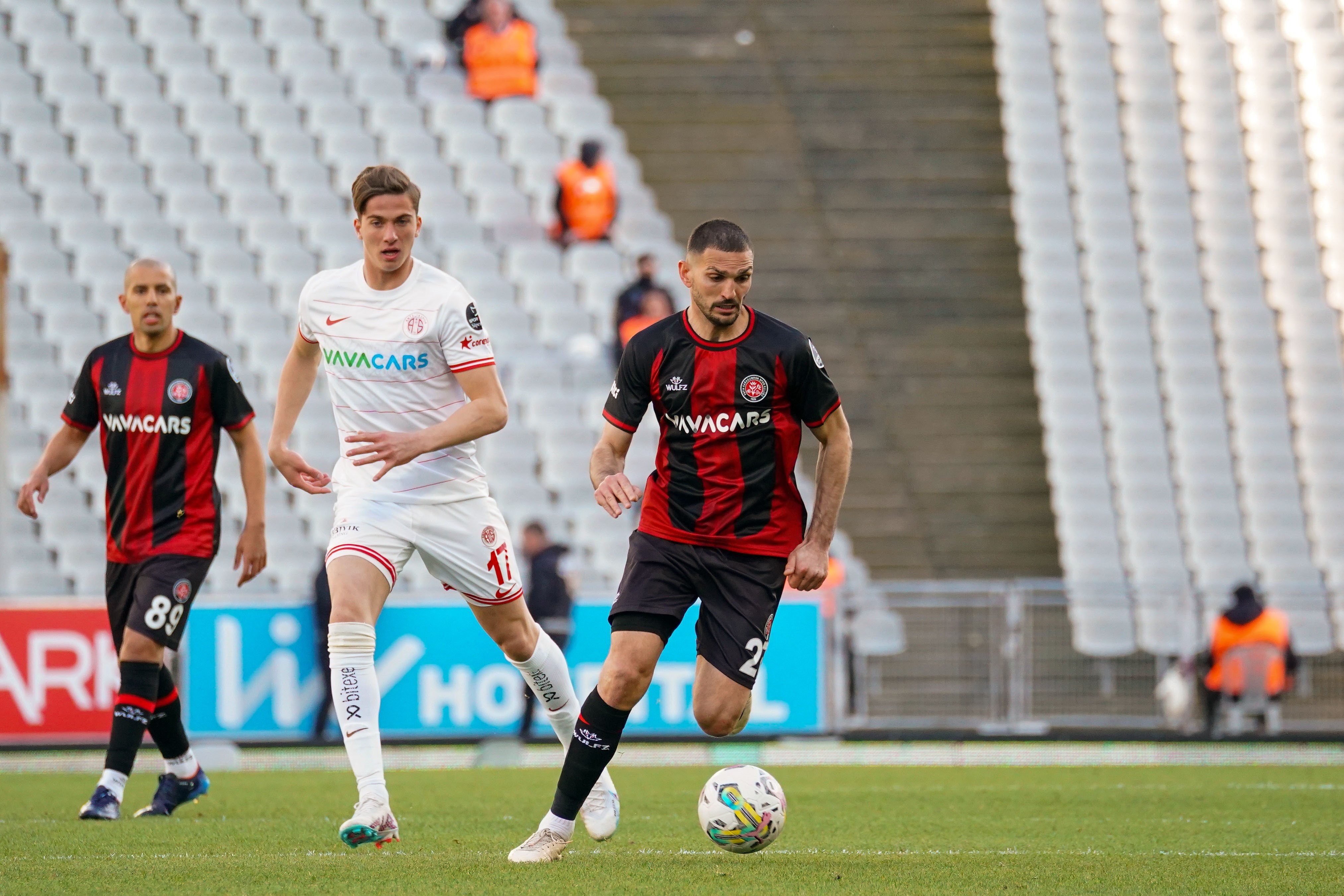 Zorlu deplasmandan 3 puan: Fatih Karagümrük: 0 - Antalyaspor: 1