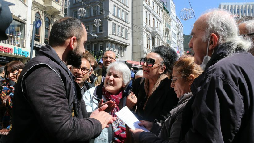 Cumartesi Anneleri'ne Galatasaray Meydanı'nda gözaltı