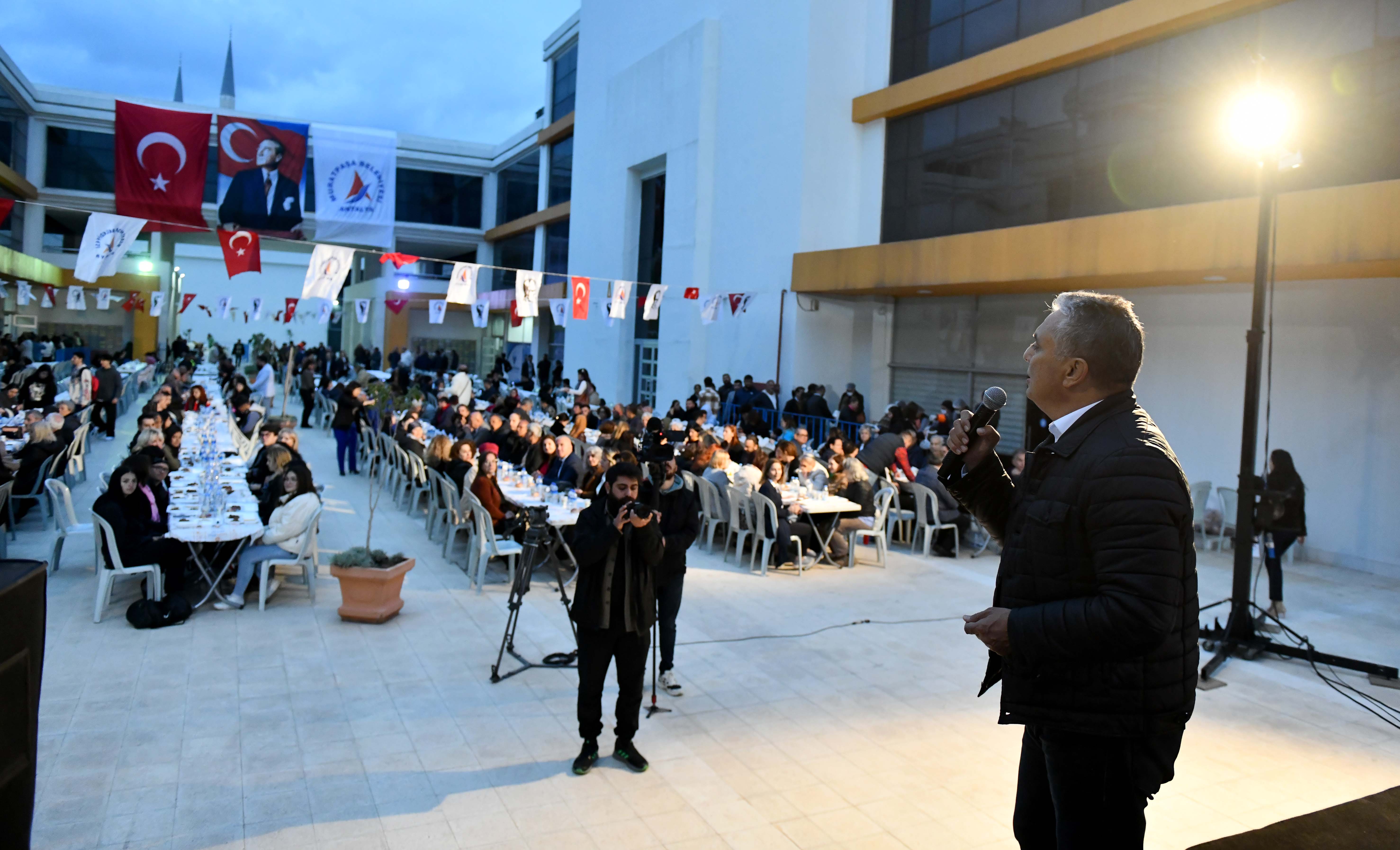 “AKLIMIZ, FİKRİMİZ DEPREM BÖLGESİNDE”