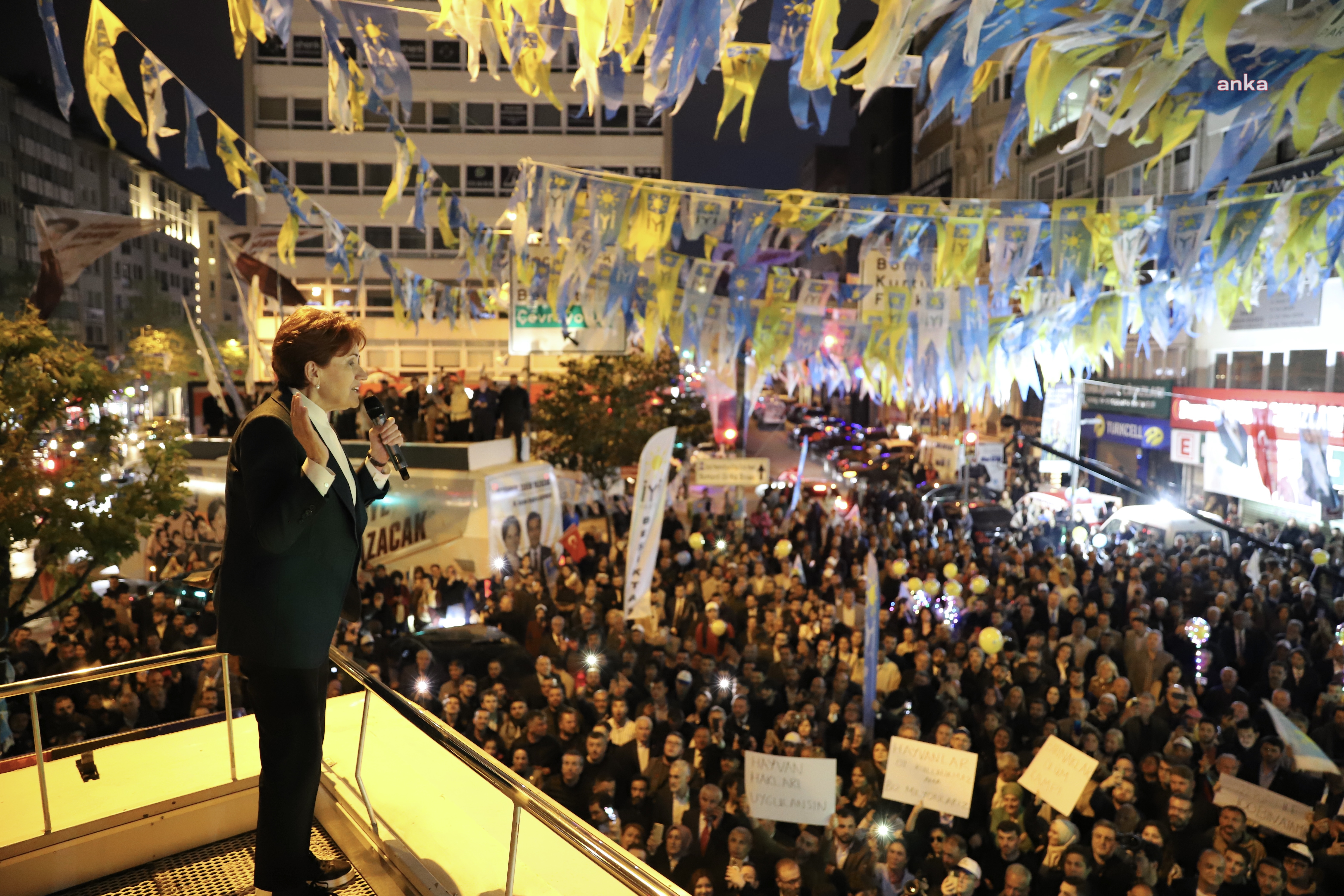 Akşener'den Erdoğan'a: Patates, soğan yiyemeyenler, sandıkta seni yiyecekler