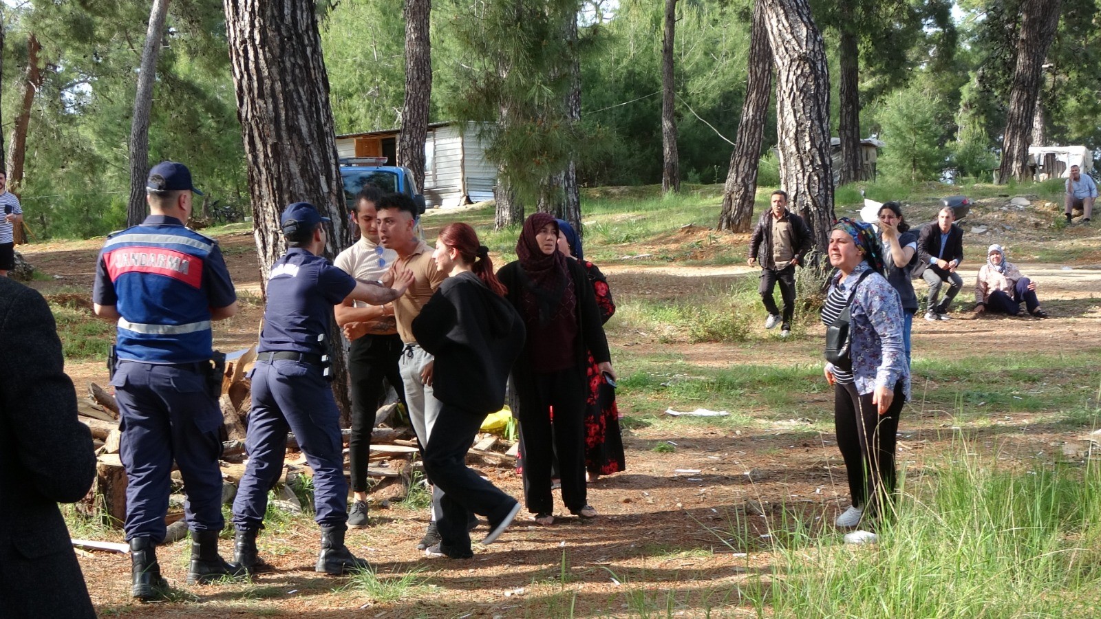 2 çocuk annesi kadın, ormanlık alanda yaşadığı konteynerde ölü bulundu