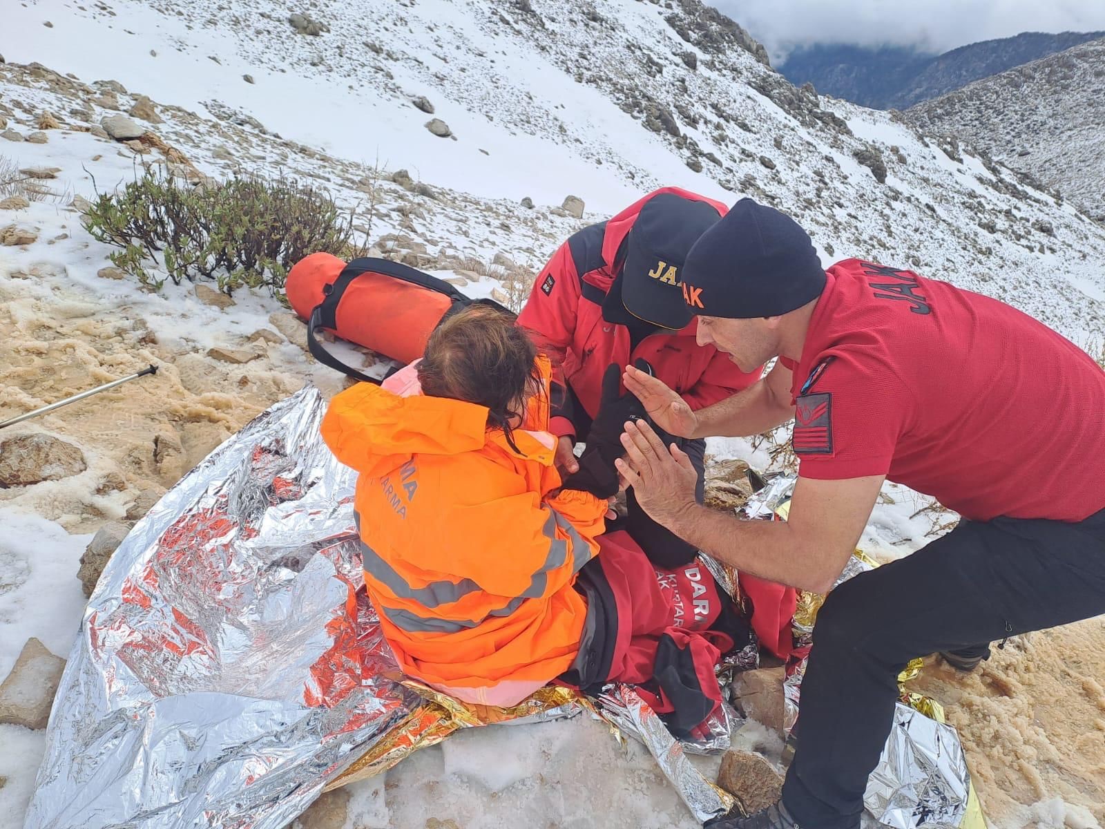 Hipotermi geçiren sporcu ölümden döndü