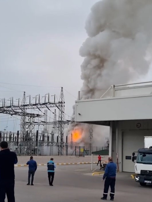 Hyundai fabrikasında yangın çıktı