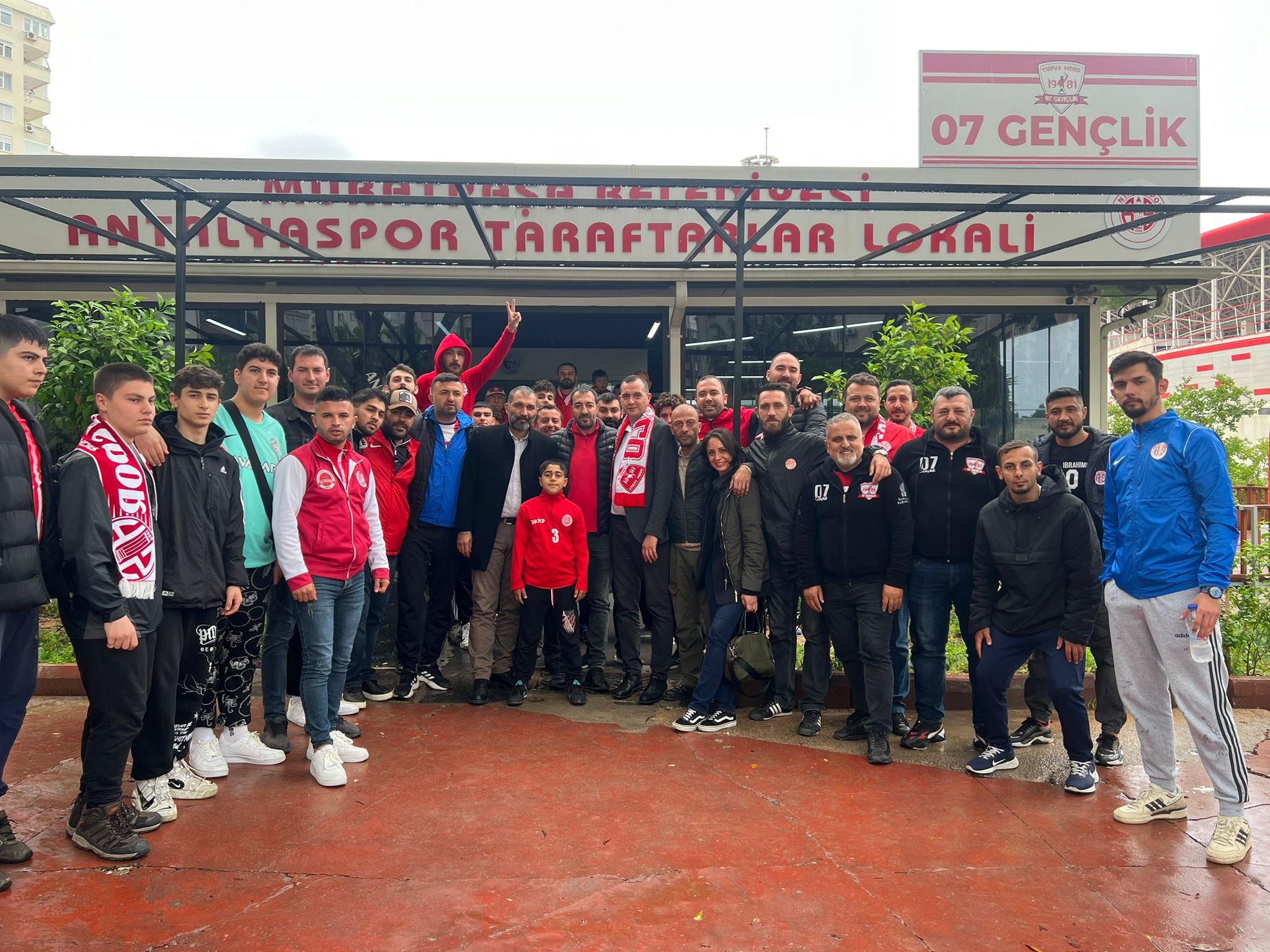 TİP’ten Antalyaspor taraftarına ziyaret