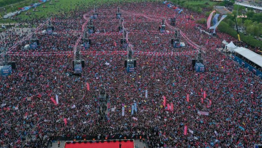 “Türkiye Cumhuriyeti Devleti’ni bir kişiye teslim etmeyeceğiz”