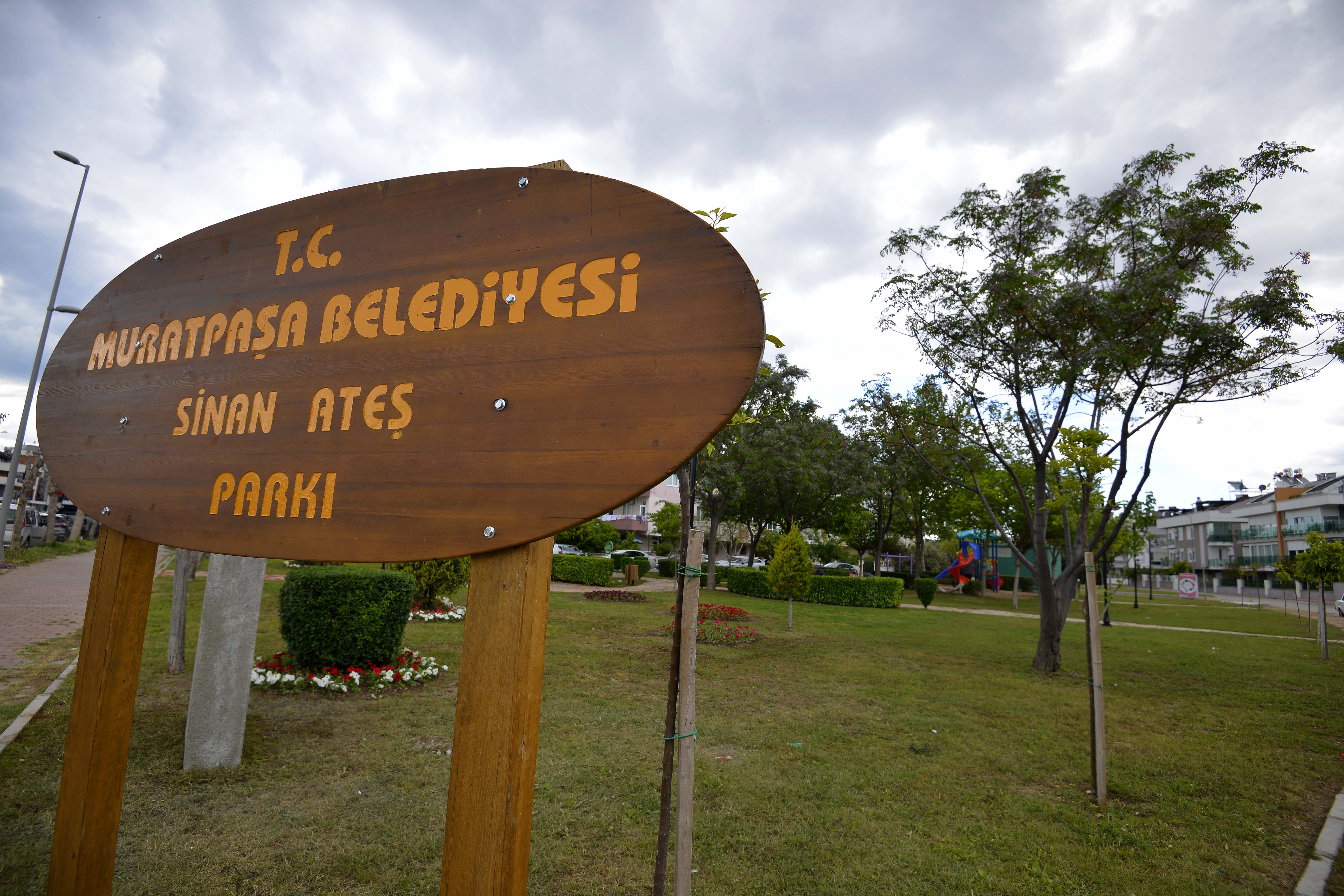 MURATPAŞA’YA YENİ 2 PARK