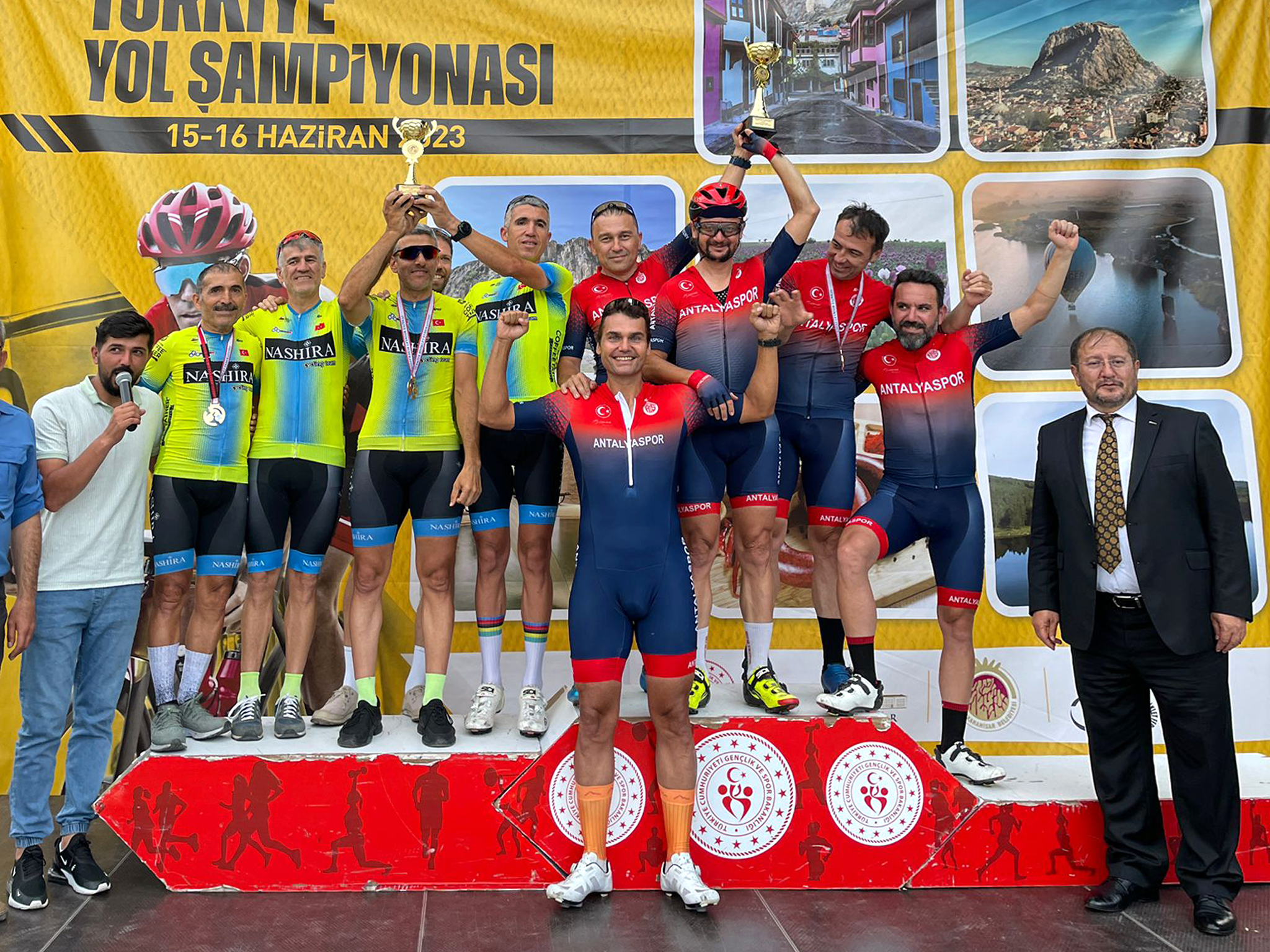 Antalyasporlu Pedallar Zirvede