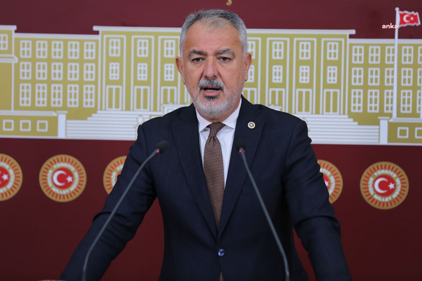 UZUN: "EMEKLİLERİN BAYRAM İKRAMİYESİ 5 YILDA 139 DOLAR KAYBETTİ"