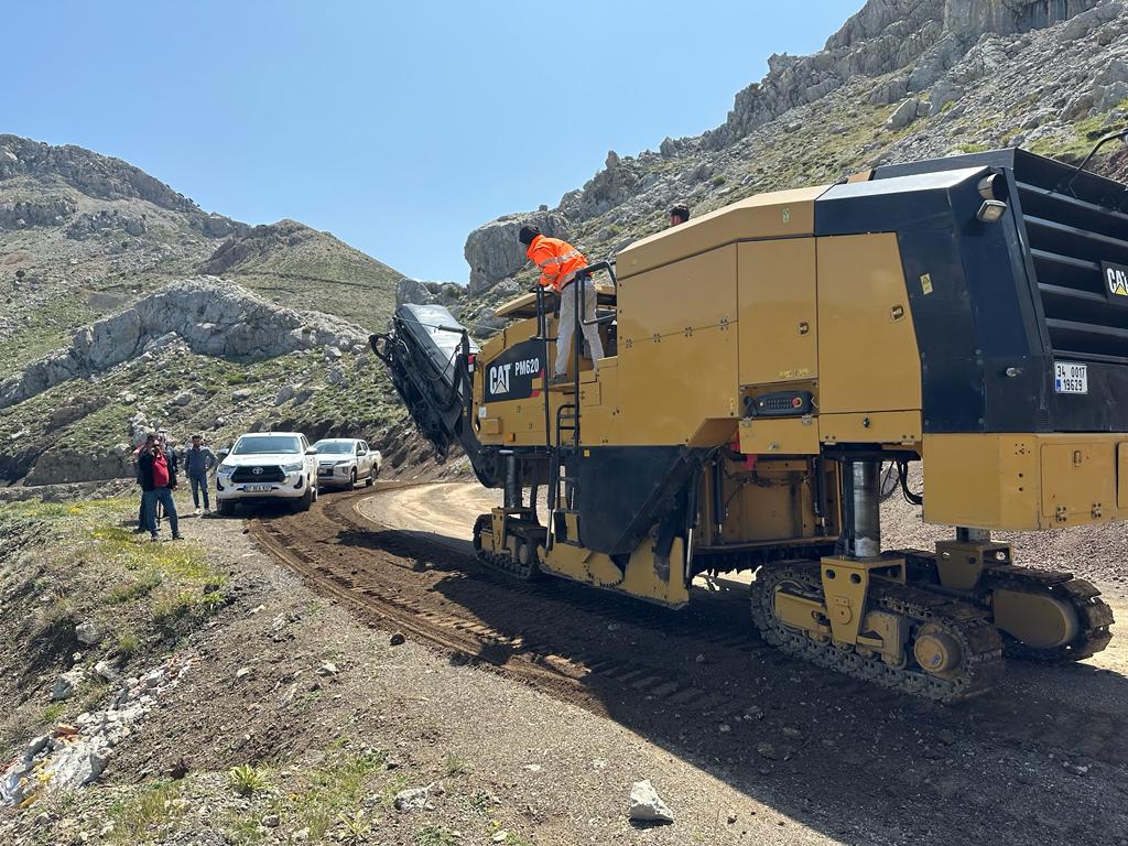 Gazipaşa’da asfalt hazırlığı