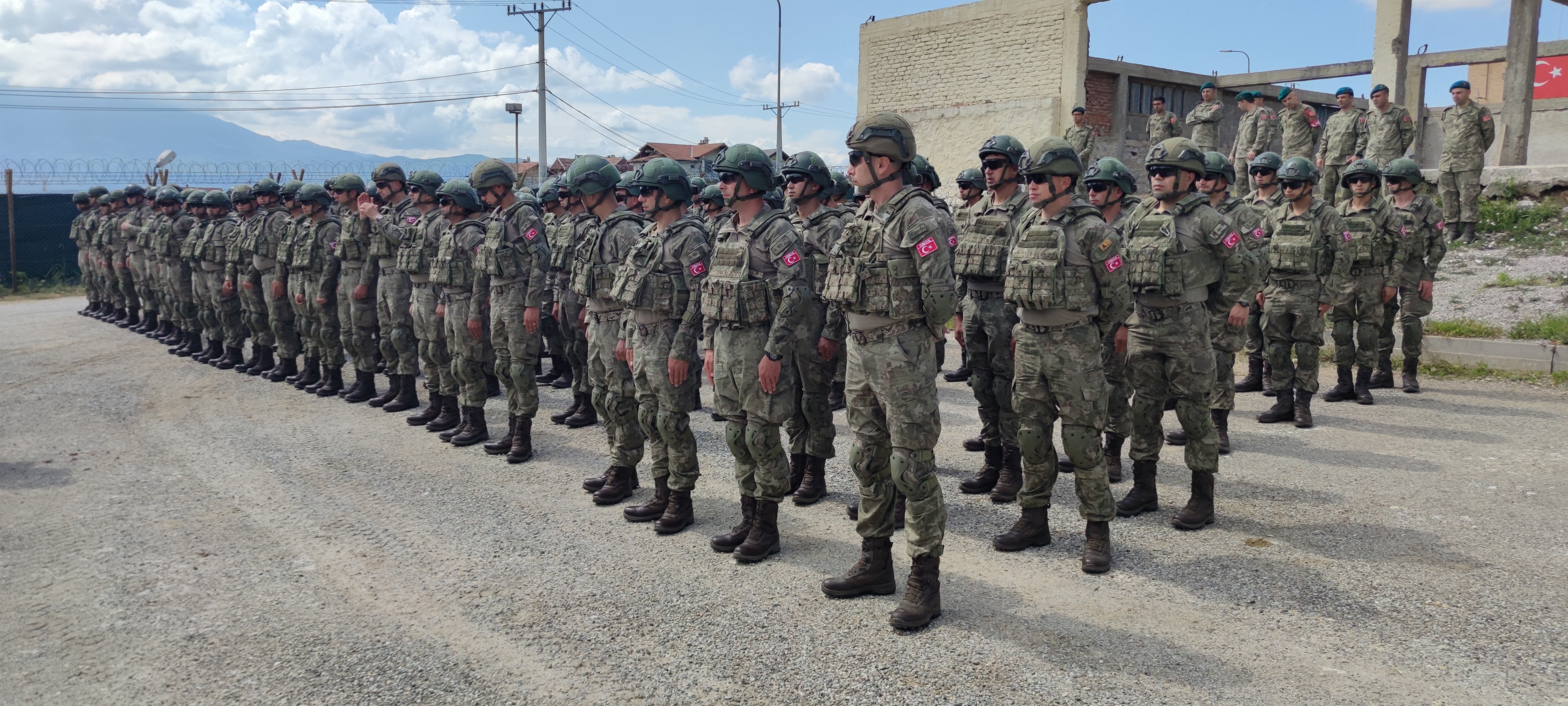 NATO talep etmişti: Türk komandolar Kosova’da