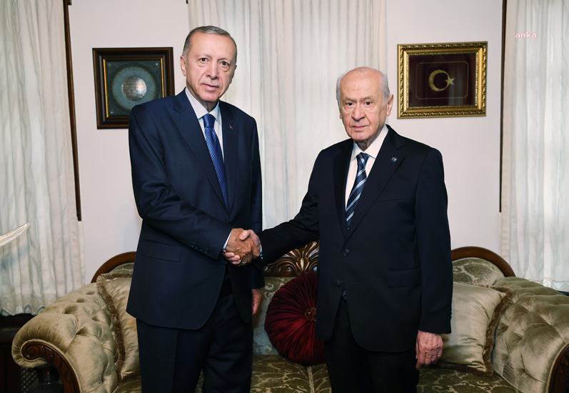 Erdoğan, Bahçeli'yi evinde ziyaret etti