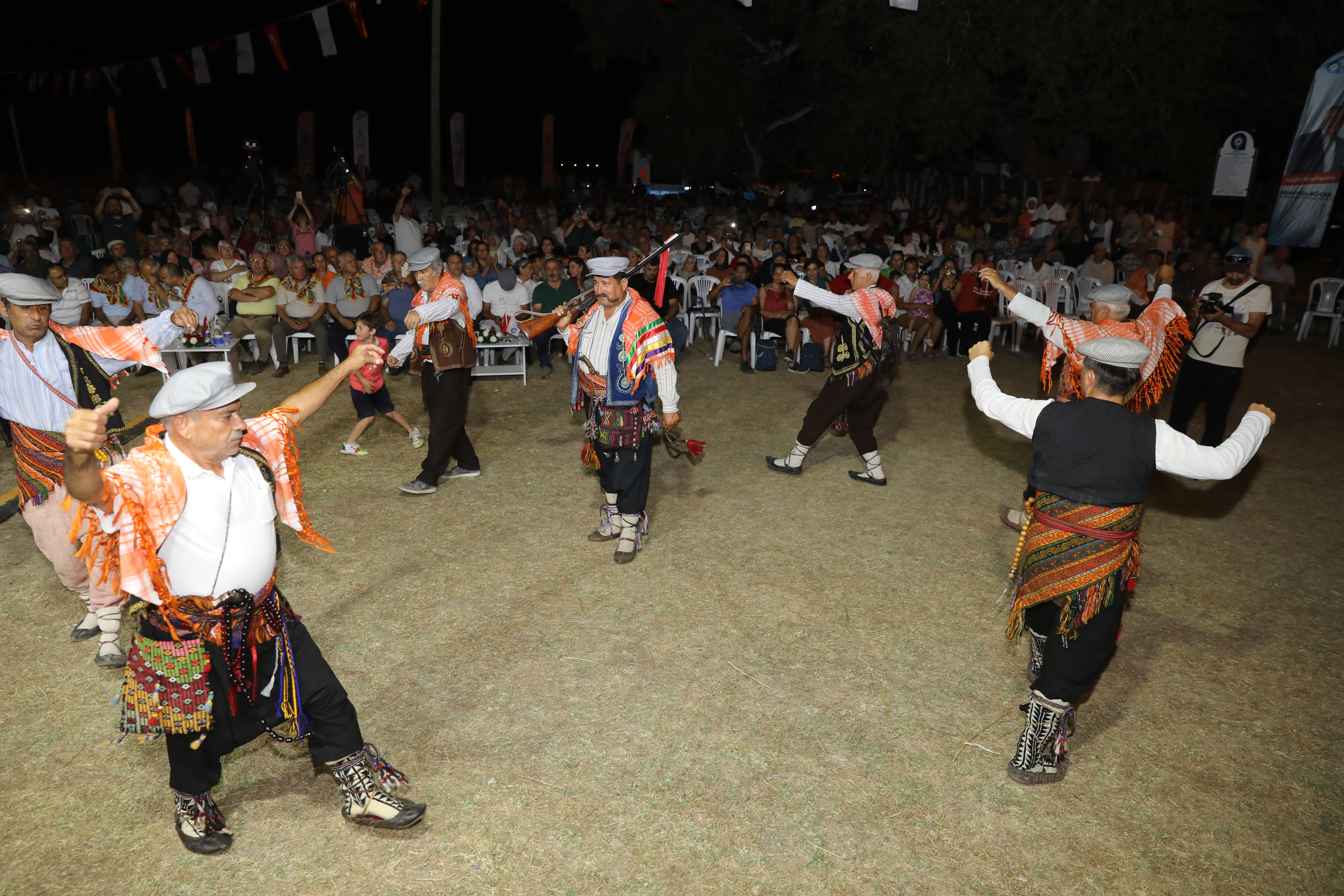 Antalya’da Türkü sesleri