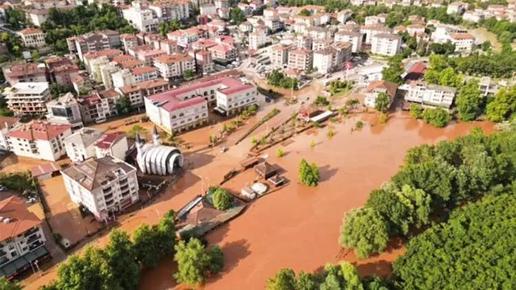 CHP Genel Başkan Yardımcısı'ndan sel felaketini ilişkin açıklama