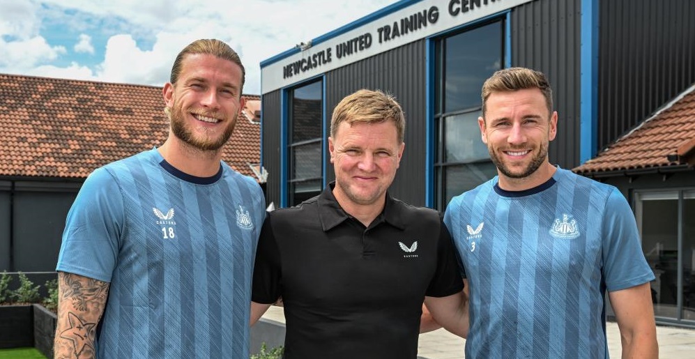 Newcastle United, Loris Karius ve Paul Dummett’in sözleşmelerini 1 sene uzattı