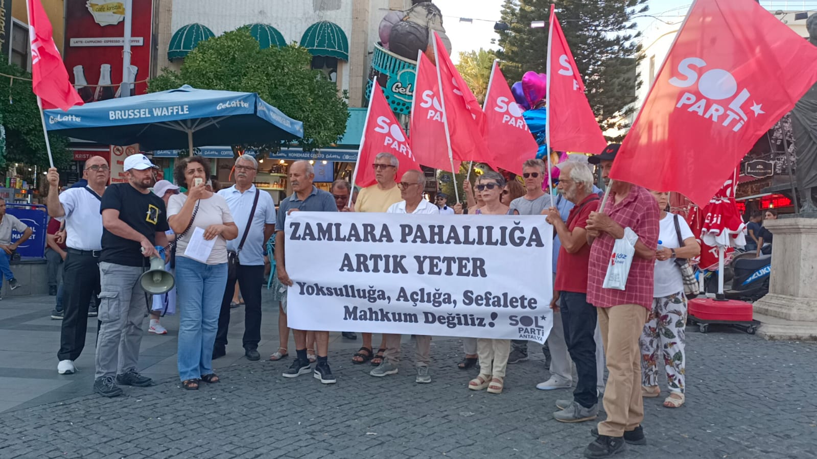 “Ulaşımı belediye yapmalı”