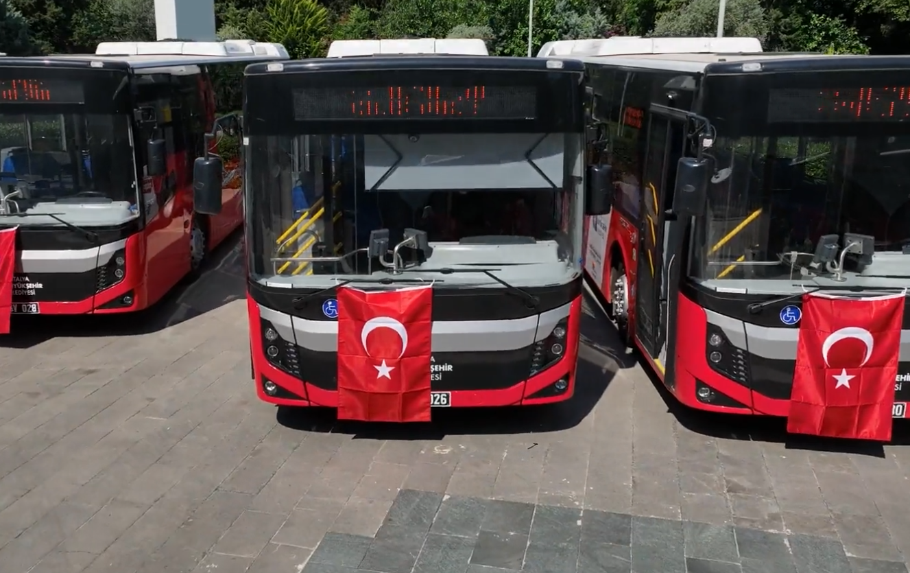 Büyükşehir'den otobüs reklamı