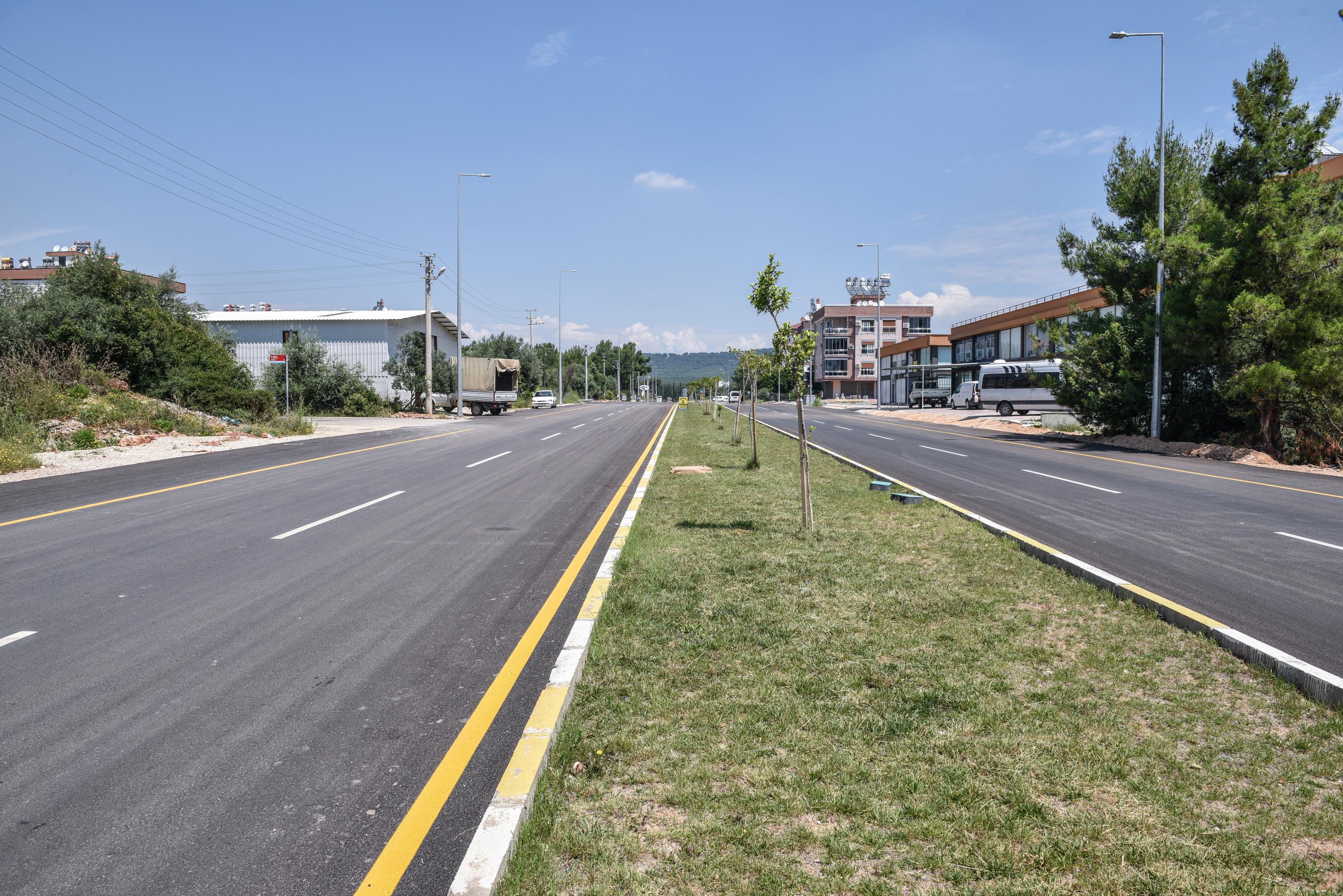 Varsak’a modern şehir caddesi 