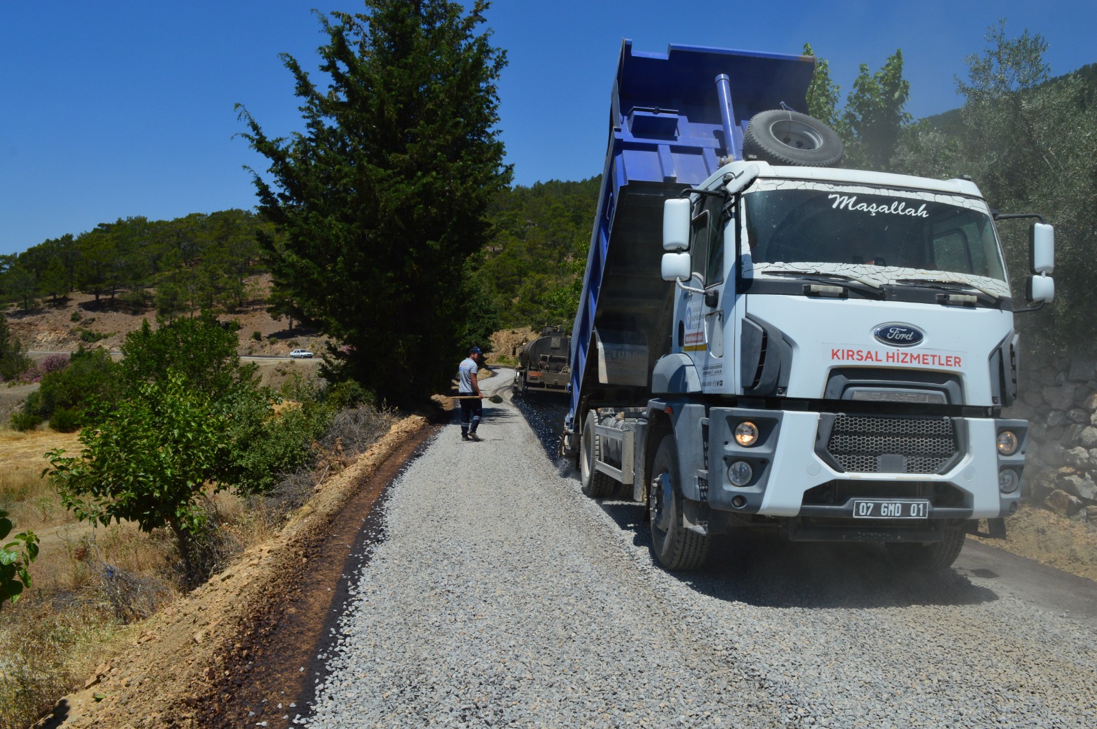 Karaçukur-Esenpınar grup yolu bakım (1)