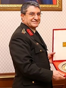 selçuk bayraktaroğlu