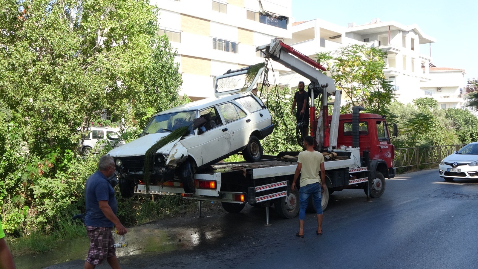 Direksiyonda ölüm uykusuna daldı