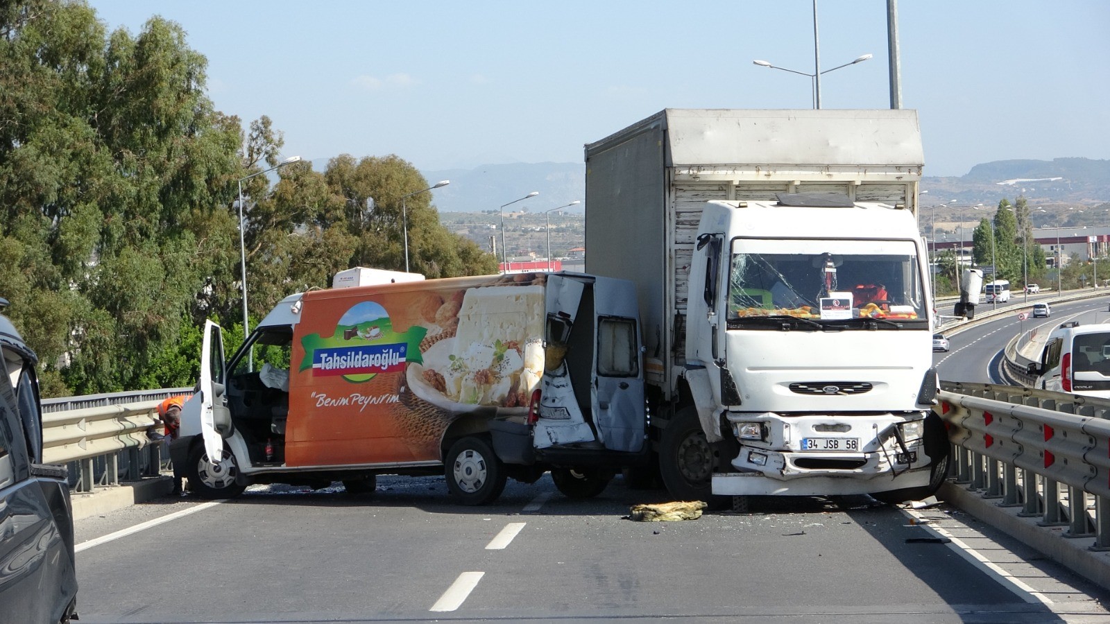 Manavgat’ta zincirleme kaza: 1 yaralı