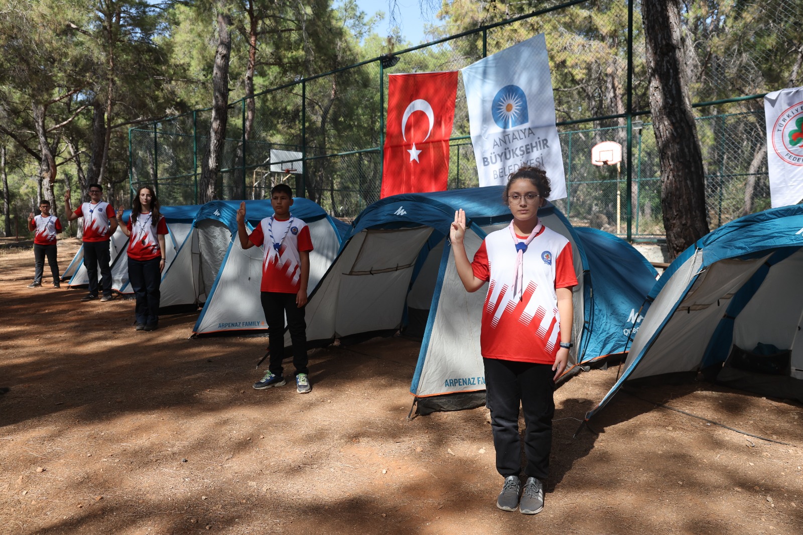 İZCİLER ANTALYA’DA BULUŞTU