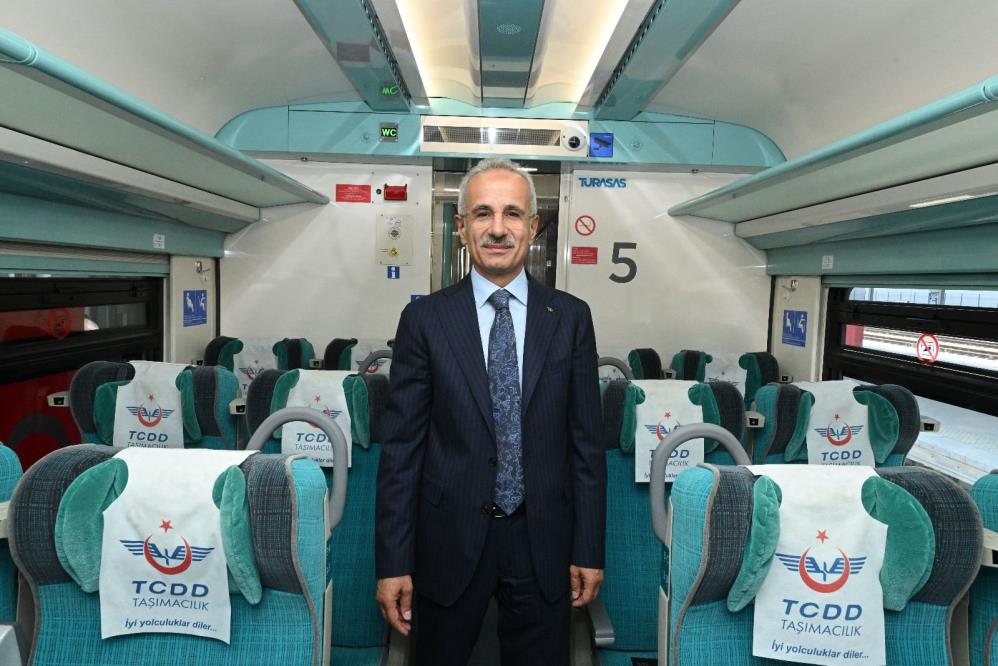 Yüksek hızlı tren yolcu sayısı 80 milyona yaklaştı