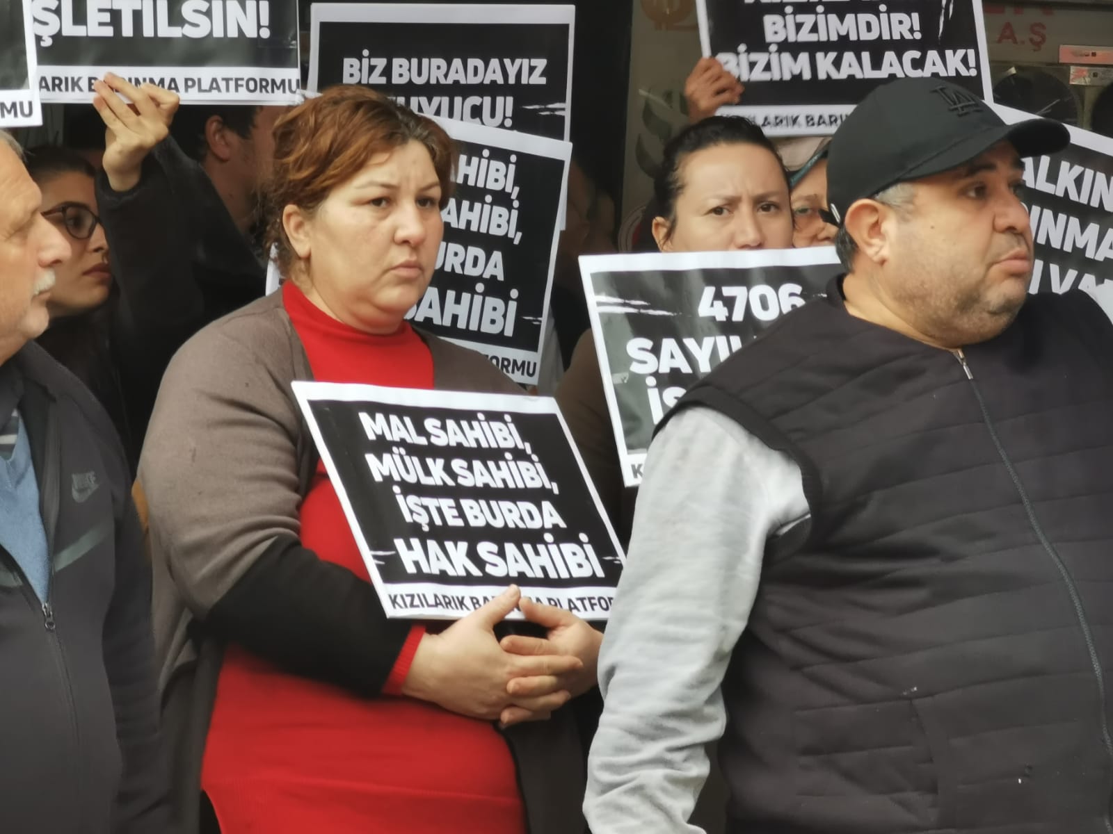 Antalya Kızılarık mahalle sakinleri mücadelesini sürdürüyor