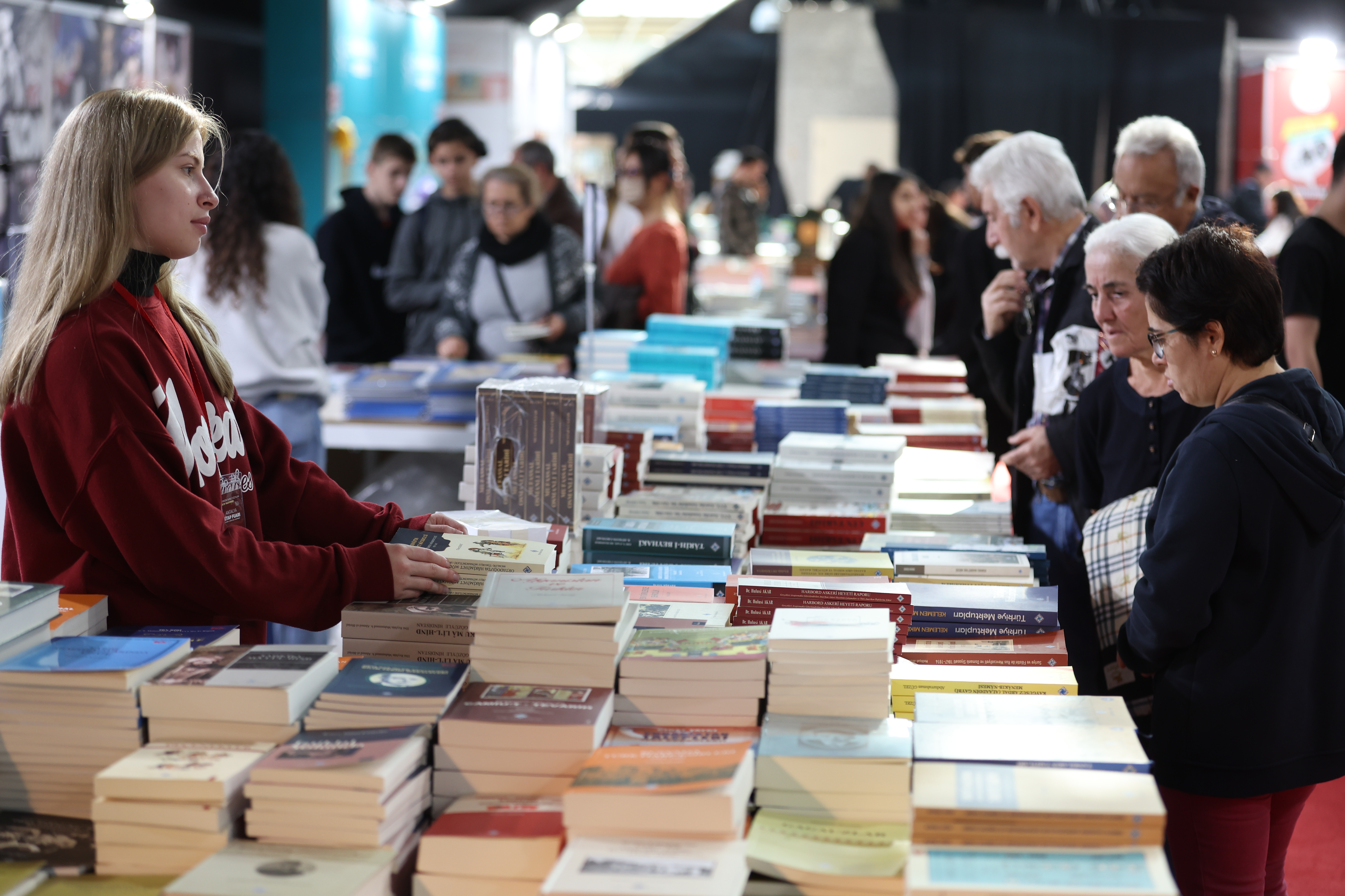 Kitap fuarı 5. gün vali ziyaret (5)