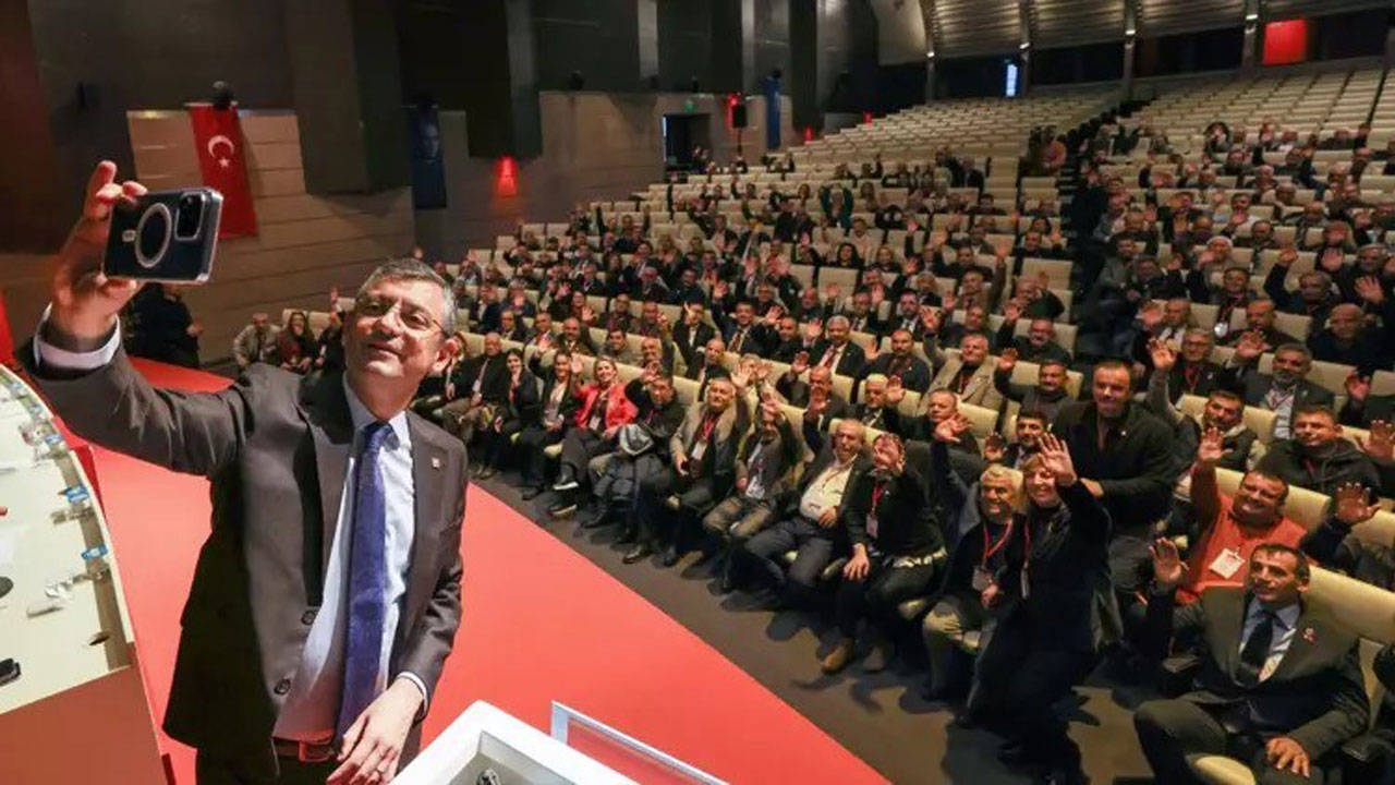 CHP'de yerel seçim hazırlıkları hız kesmeden devam ediyor