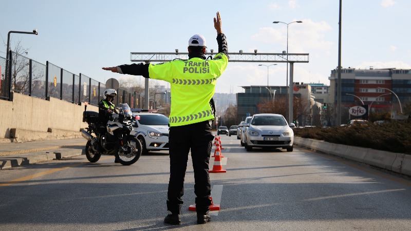 Trafik cezaları hızla yükseliyor! Yeni fiyatlar açıklandı