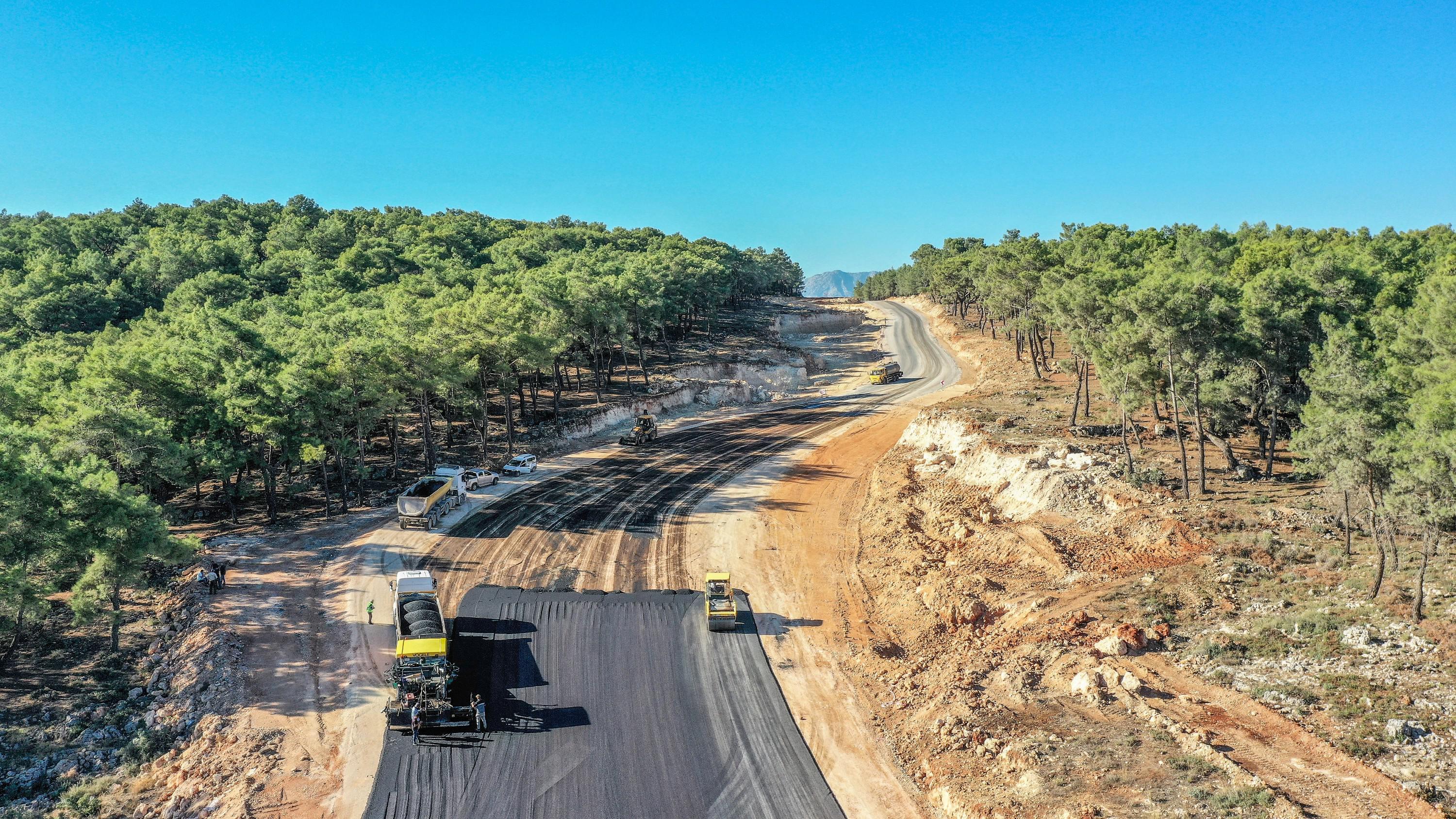 Kepez’de altyapı çalışması sürüyor