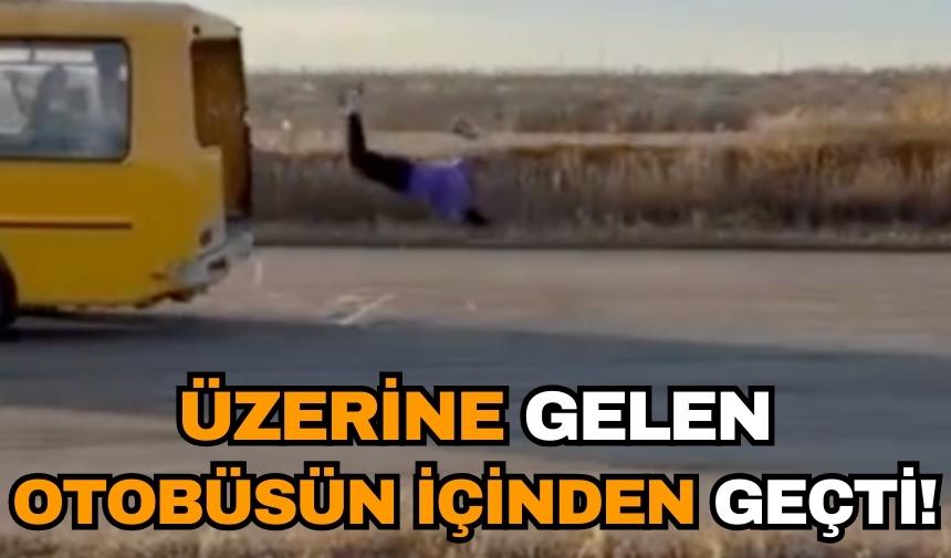 Nefes kesen anlar! Üzerine gelen minibüsün içinden geçti