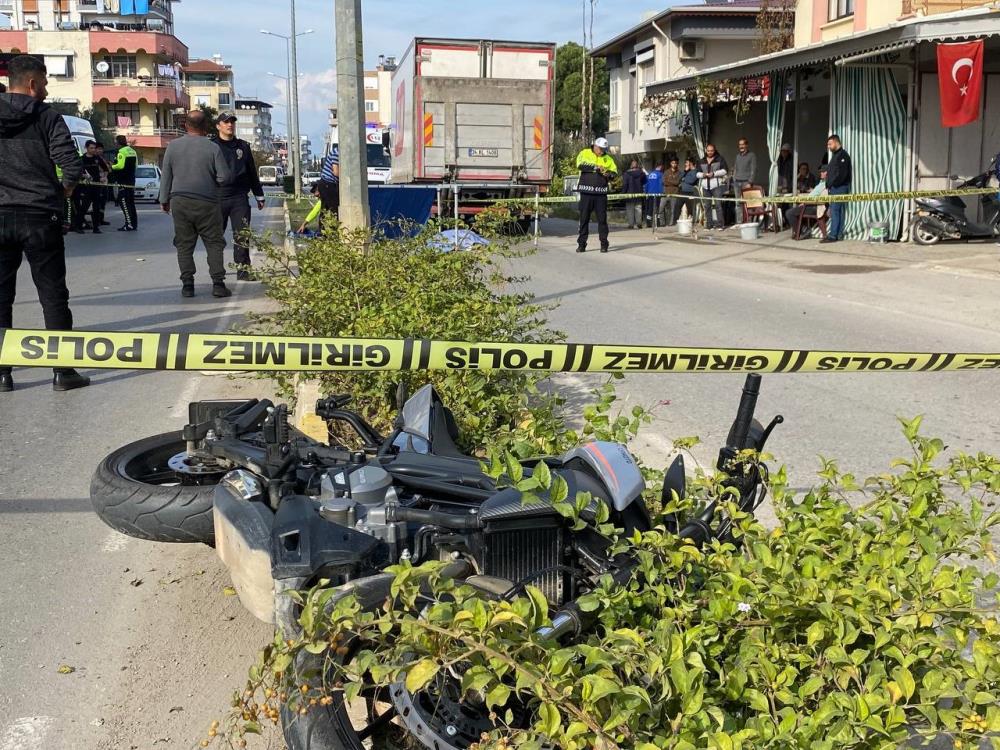 Antalya’da Feci Motosiklet Kazası: Yürek sızlattı