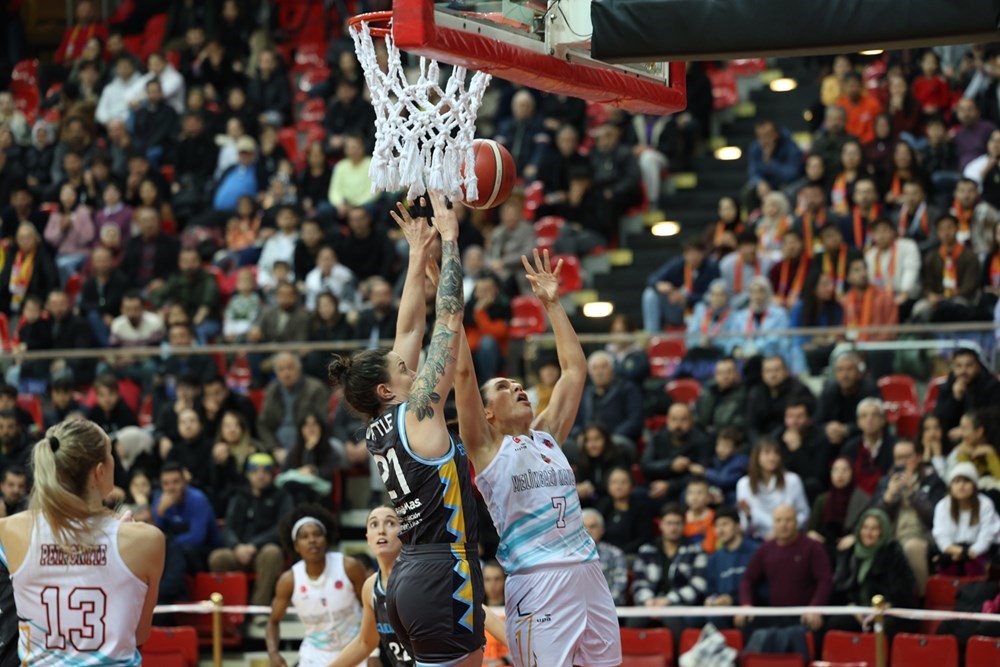 Kayseri Basketbol EuroCup'ta 26 sayı farkla kazandı