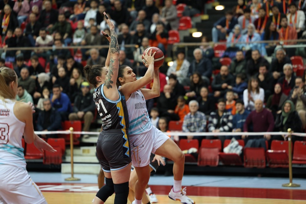 Kayseri Basketbol EuroCup'ta 26 sayı farkla kazandı