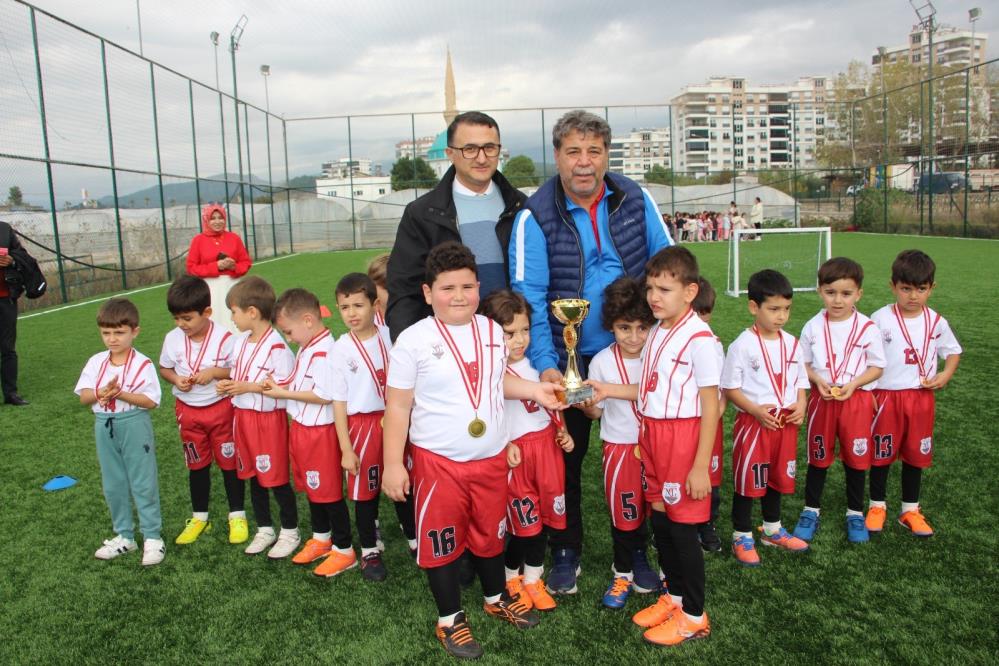 Antalya'da Küçük Ayakların Büyük Başarısı!