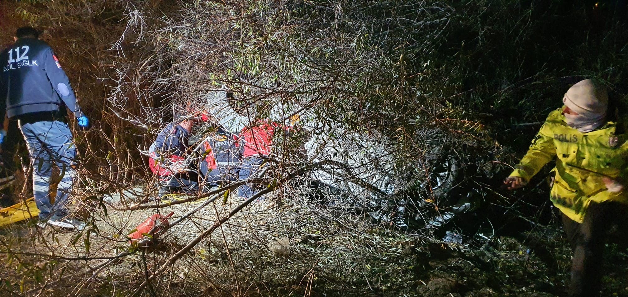 Burdur'da Takla Atan Otomobil Şarampole Yuvarlandı 2 Yaralı