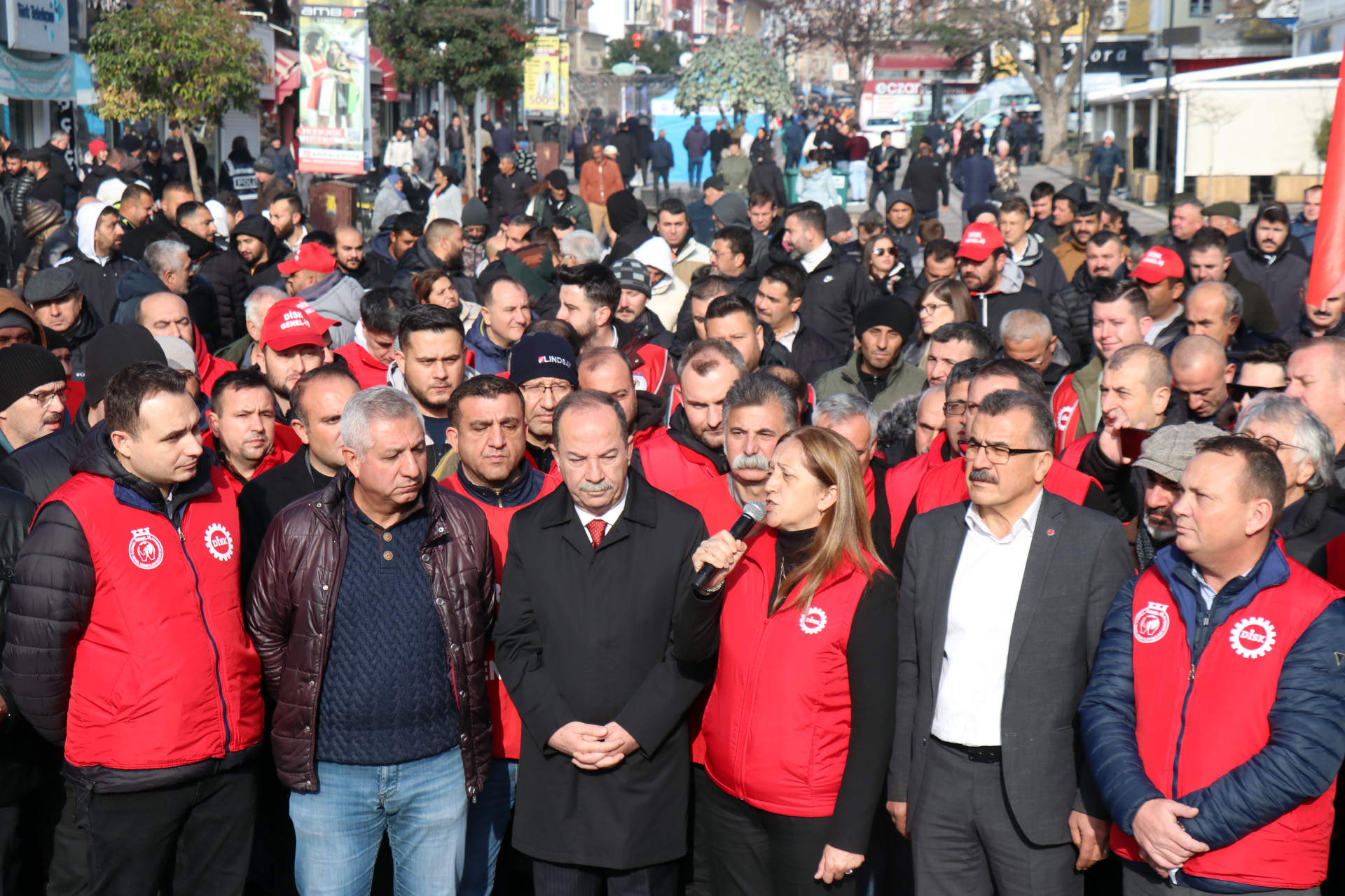 Çoluğunun Çocuğunun Geleceği ve Asgari Ücretin Sorumluluğu